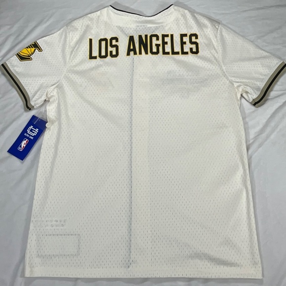 Los Angeles Lakers Off White Button Jersey Shirt Men’s M NWT NBA Ultra Game LA - Picture 3 of 13